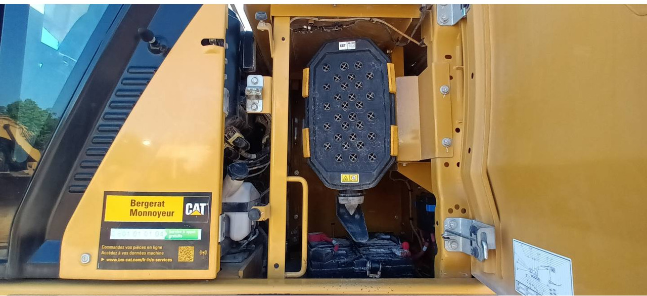 Crawler excavator CAT 336: picture 19