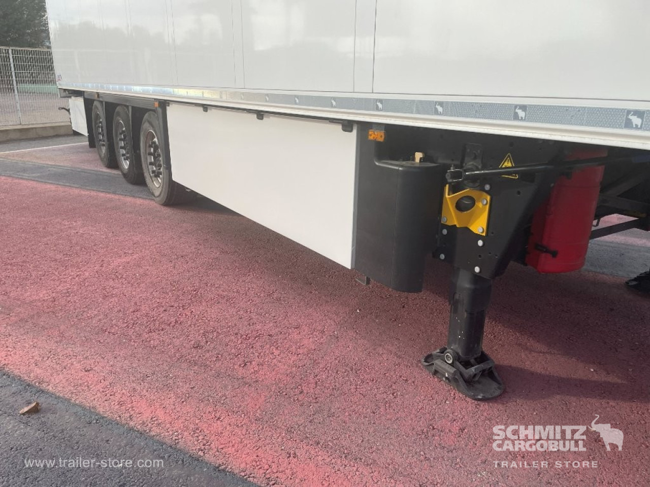 SCHMITZ Semiremolque Frigo Standard - Isothermal semi-trailer: picture 3 SCHMITZ Semiremolque Frigo Standard - Isothermal semi-trailer: picture 3