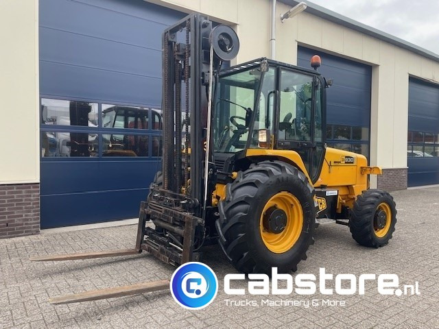 JCB 930 Off-Road forklift - Ruwterrein heftruck -Bouwjaar 2008 - 4x4 - Side shift - Vorkverstelling - 550 cm hefhoogte - Rough terrain forklift: picture 5 JCB 930 Off-Road forklift - Ruwterrein heftruck -Bouwjaar 2008 - 4x4 - Side shift - Vorkverstelling - 550 cm hefhoogte - Rough terrain forklift: picture 5