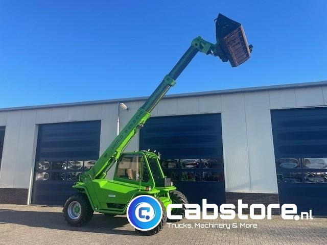 Merlo P25 9EVS Starre Verreiker - Bouwjaar 1994 - Urenstand tacho 8171 - Laadschop + palletvorken - 4x4x4 - Perkins Diesel - Telescopic handler: picture 2 Merlo P25 9EVS Starre Verreiker - Bouwjaar 1994 - Urenstand tacho 8171 - Laadschop + palletvorken - 4x4x4 - Perkins Diesel - Telescopic handler: picture 2