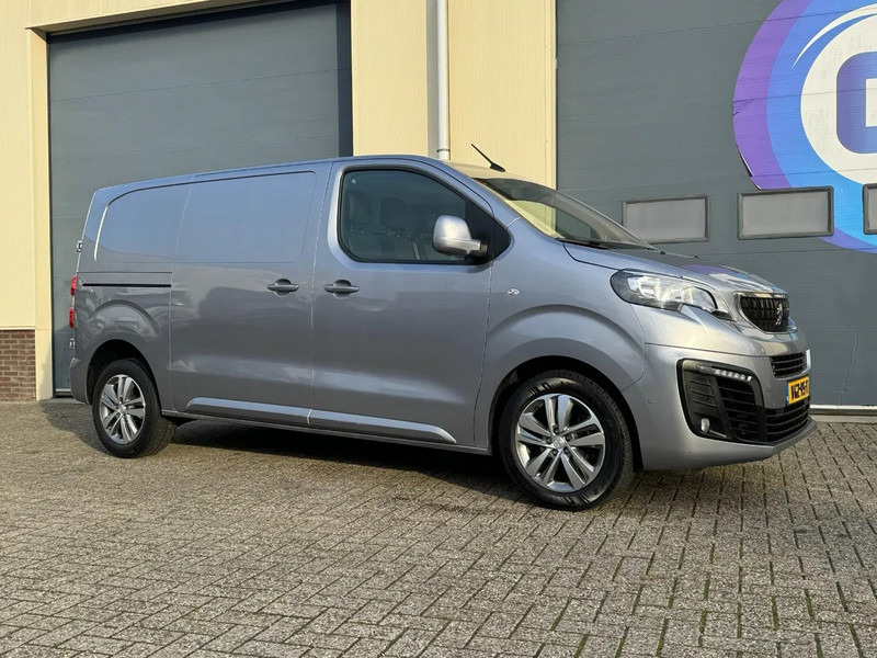 Peugeot Expert 2.0 HDI Euro 6 - Gesloten bestelwagen - Year 2020 - Km 190.628 - Good condition! - Small van: picture 2 Peugeot Expert 2.0 HDI Euro 6 - Gesloten bestelwagen - Year 2020 - Km 190.628 - Good condition! - Small van: picture 2