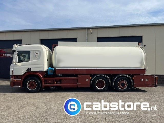 Scania P 380 B 6X2*4 HNA - RETARDER - Tankwagen olie - Olietank - ADR - 16.920 liter - Bouwjaar 2007 - Km 881.924 - Tank truck: picture 5 Scania P 380 B 6X2*4 HNA - RETARDER - Tankwagen olie - Olietank - ADR - 16.920 liter - Bouwjaar 2007 - Km 881.924 - Tank truck: picture 5