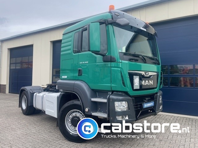 MAN TGS 18.460 4x4 tractor Euro 6 - Hydrodrive - Bouwjaar 05-2018 - Automaat - Hydrauliek unit kipper - Slaapcabine - Km 573.395 - Tractor unit: picture 1 MAN TGS 18.460 4x4 tractor Euro 6 - Hydrodrive - Bouwjaar 05-2018 - Automaat - Hydrauliek unit kipper - Slaapcabine - Km 573.395 - Tractor unit: picture 1