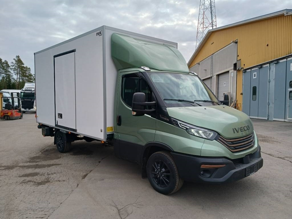 Iveco Daily 35S18A8 - Panel van: picture 2 Iveco Daily 35S18A8 - Panel van: picture 2