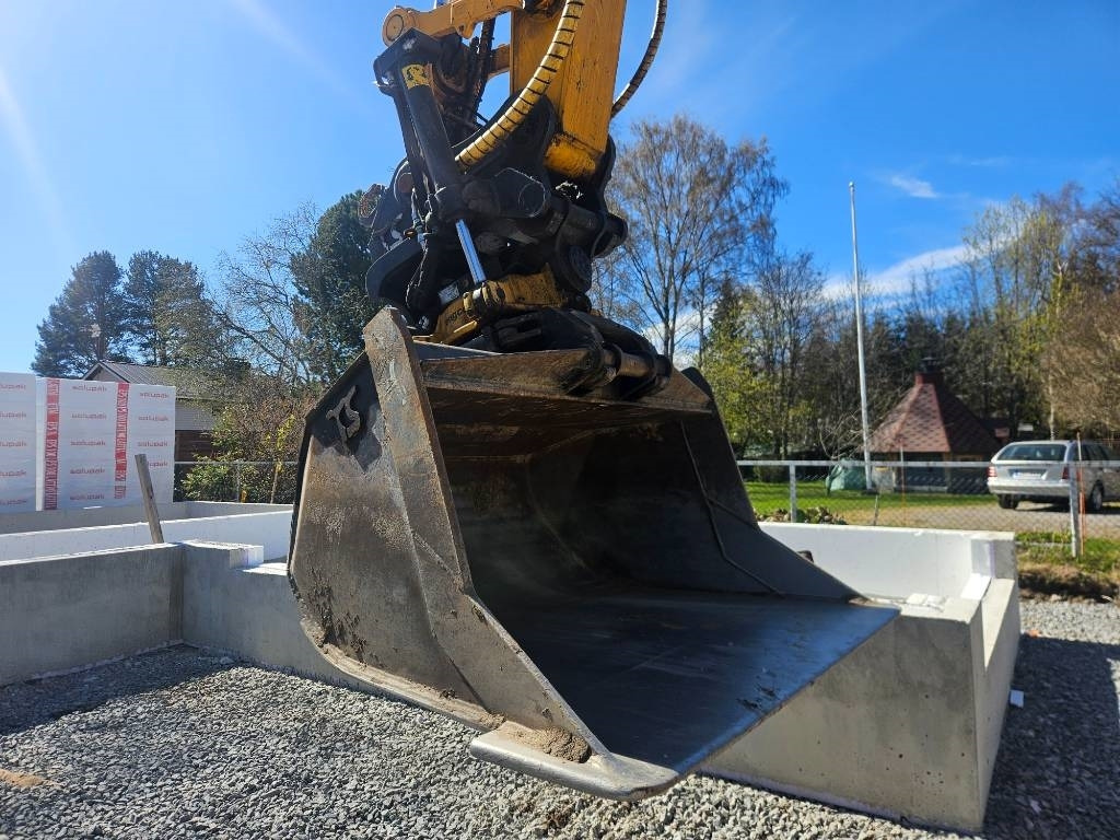 JCB 245 XLR - Crawler excavator: picture 2 JCB 245 XLR - Crawler excavator: picture 2