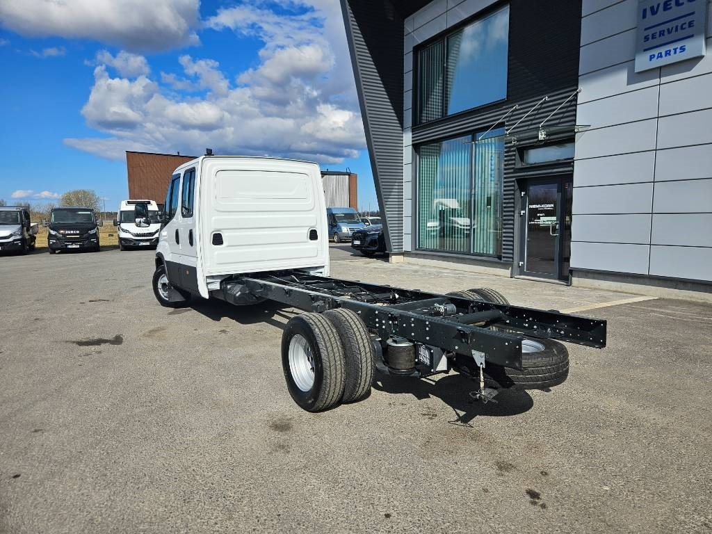 Iveco Daily 72C18A8 D Airpro 2+4 - Van: picture 4 Iveco Daily 72C18A8 D Airpro 2+4 - Van: picture 4