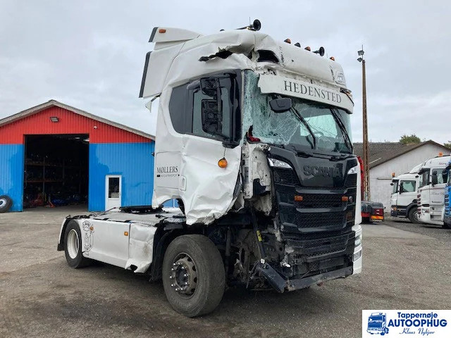 Scania R450 4X2 Retarder Damage - Tractor unit: picture 2 Scania R450 4X2 Retarder Damage - Tractor unit: picture 2