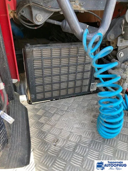 Tractor unit Scania R520 6X2 3150mm M hydraulic damage: picture 8 Tractor unit Scania R520 6X2 3150mm M hydraulic damage: picture 8