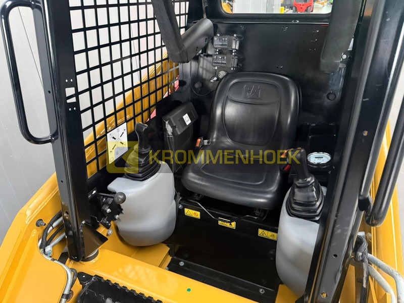 Lease a Caterpillar 216 B3 Caterpillar 216 B3: picture 12