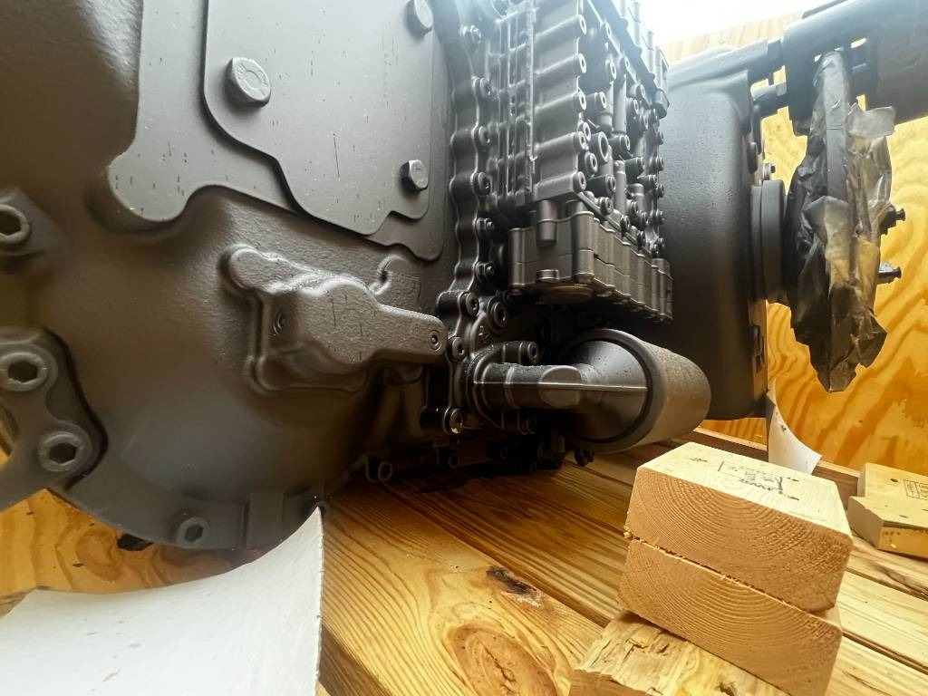 New Hydraulics for Agricultural machinery CNH Powershift - CNH / ZF - 4WG190 ZF: picture 11