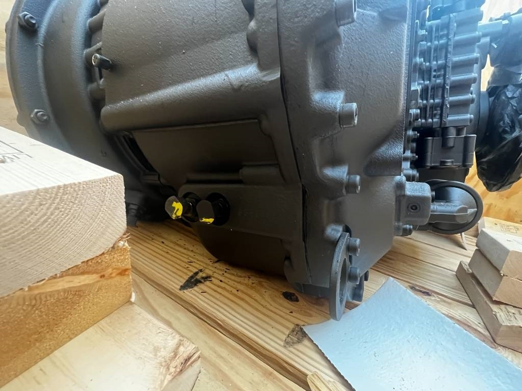 New Hydraulics for Agricultural machinery CNH Powershift - CNH / ZF - 4WG190 ZF: picture 10
