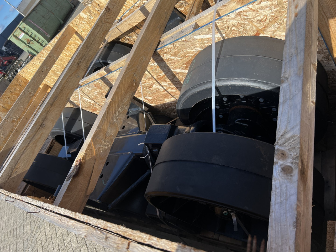 CNH combine - Track for Combine harvester: picture 1 CNH combine - Track for Combine harvester: picture 1