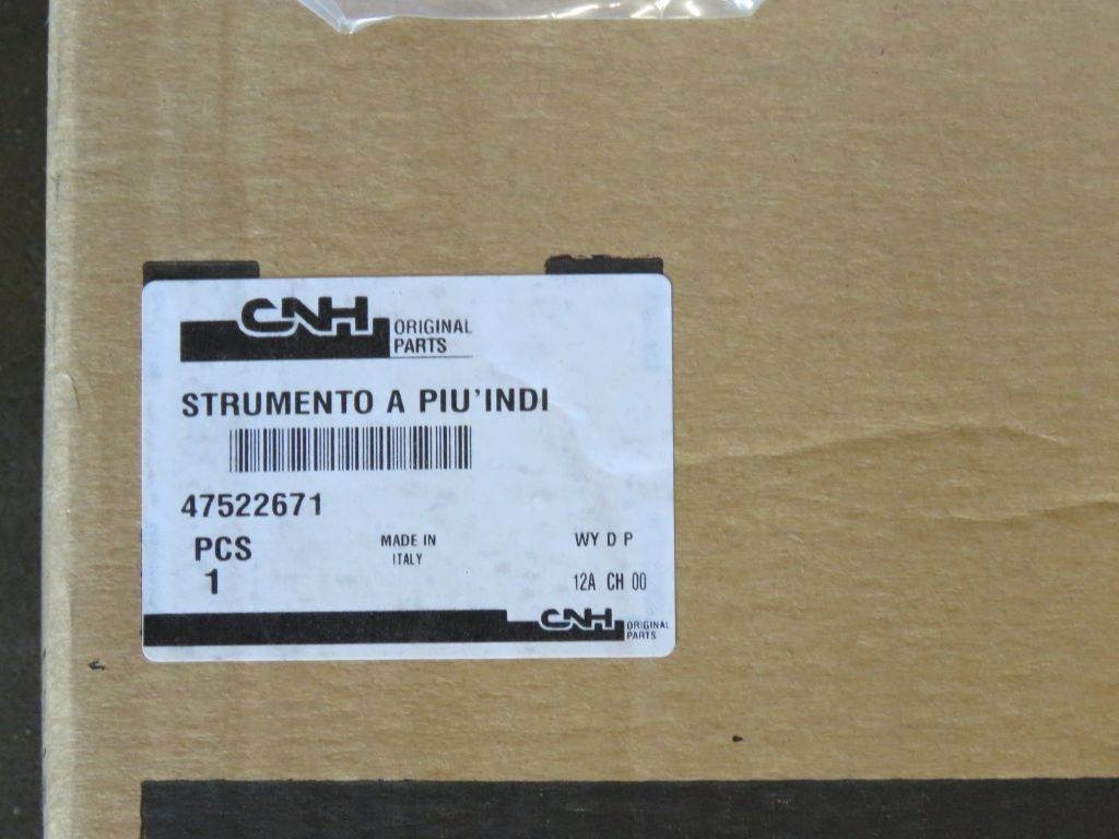 Case FARMALL 85C 95C 105C 115C - Dashboard for Agricultural machinery: picture 2 Case FARMALL 85C 95C 105C 115C - Dashboard for Agricultural machinery: picture 2