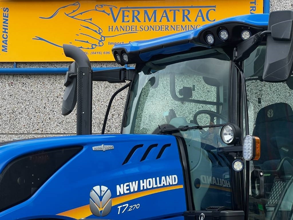 New Holland T7.270 Auto Command, GPS-RTK, frontlinkage + PTO, - Farm tractor: picture 3 New Holland T7.270 Auto Command, GPS-RTK, frontlinkage + PTO, - Farm tractor: picture 3