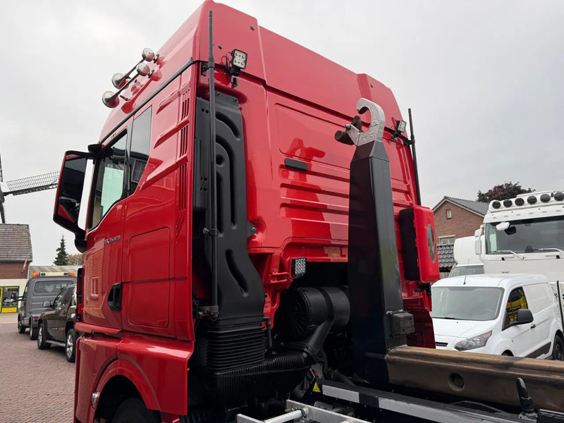MAN TGX 26.470 Haakarm 21Ton VDL Sleepcabine Retarder Fridge - Container transporter/ Swap body truck: picture 4 MAN TGX 26.470 Haakarm 21Ton VDL Sleepcabine Retarder Fridge - Container transporter/ Swap body truck: picture 4