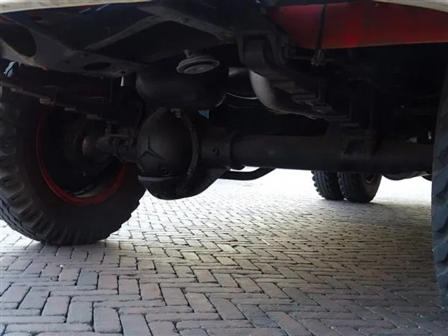 Fire truck Mercedes-Benz LP 1117 4x4 TURBO Motor Brandweerauto VW motor met Waterpomp in openlaadbak: picture 13