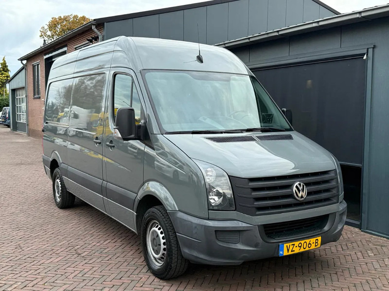 Volkswagen Crafter 50 2.0 136 PK 3 zits Airco Cruise Camera Nette Auto! 11/2015 - Panel van: picture 1 Volkswagen Crafter 50 2.0 136 PK 3 zits Airco Cruise Camera Nette Auto! 11/2015 - Panel van: picture 1