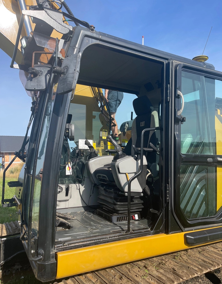 Crawler excavator CATERPILLAR 320 EL ROTOTILT SYSTEM GPS LEICA: picture 26