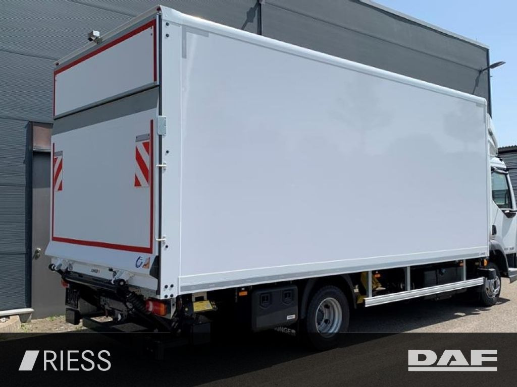 DAF XB 210 FA 7,49 to Koffer LBW Klima Automatik - Box van: picture 3 DAF XB 210 FA 7,49 to Koffer LBW Klima Automatik - Box van: picture 3