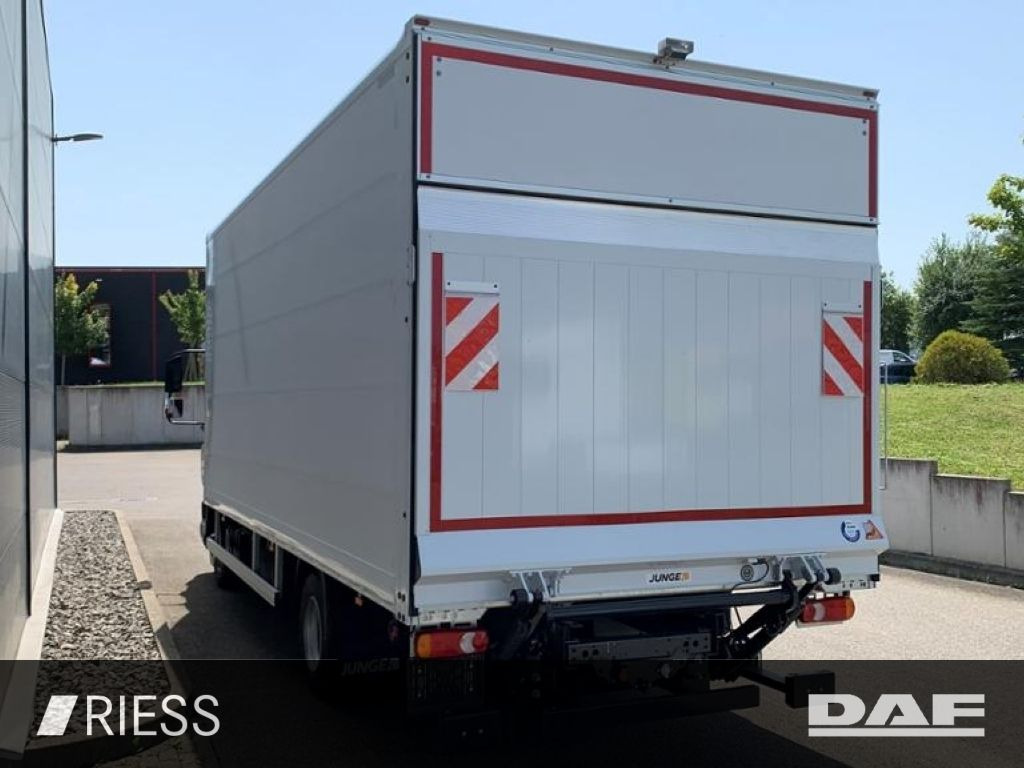 DAF XB 210 FA 7,49 to Koffer LBW Klima Automatik - Box van: picture 4 DAF XB 210 FA 7,49 to Koffer LBW Klima Automatik - Box van: picture 4