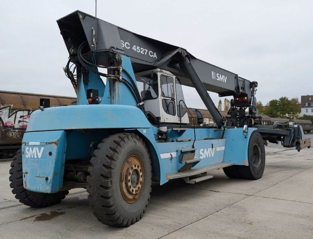 SMV SC4527CA5 - Reach stacker: picture 3 SMV SC4527CA5 - Reach stacker: picture 3