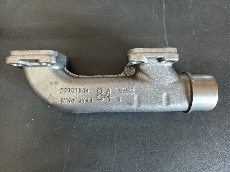 VOLVO EXHAUST MANIFOLD 20901584 - Exhaust manifold for Truck: picture 1 VOLVO EXHAUST MANIFOLD 20901584 - Exhaust manifold for Truck: picture 1