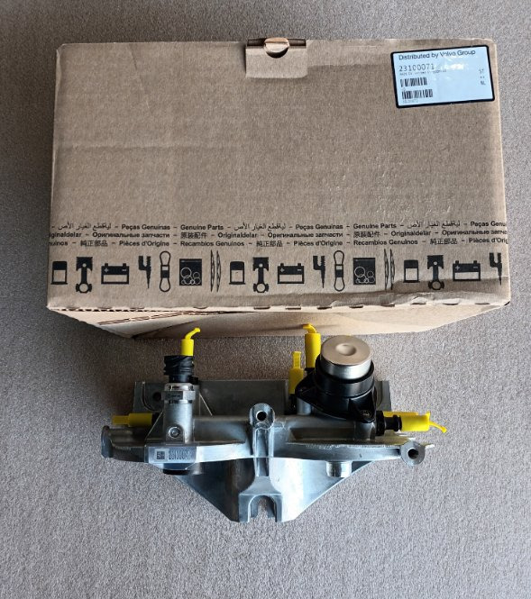 VOLVO FUEL FILTER HOUSING 23100071 - Fuel filter for Truck: picture 3 VOLVO FUEL FILTER HOUSING 23100071 - Fuel filter for Truck: picture 3
