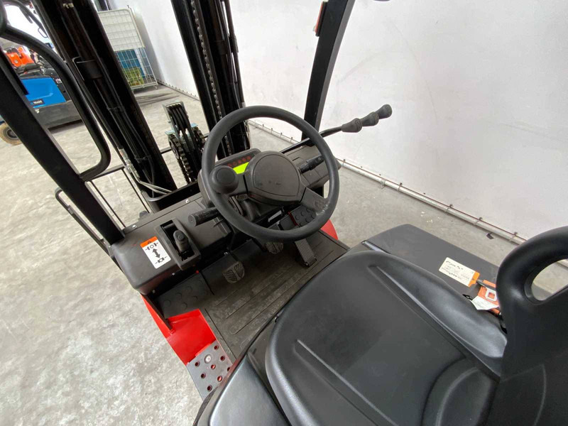Everun ERDF15 - Diesel forklift: picture 5 Everun ERDF15 - Diesel forklift: picture 5