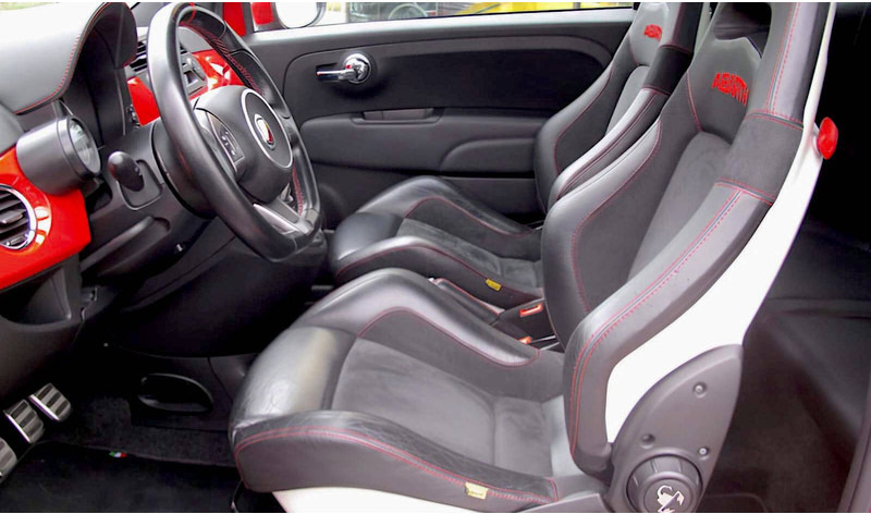 Fiat 500 Abarth Tributo Ferrari (limited 142/200) - Car: picture 4 Fiat 500 Abarth Tributo Ferrari (limited 142/200) - Car: picture 4