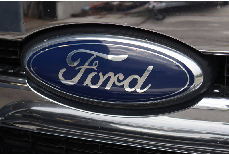Car Ford USA F-250: picture 12