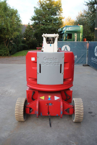 Genie Z-34/22N - Articulated boom: picture 4 Genie Z-34/22N - Articulated boom: picture 4