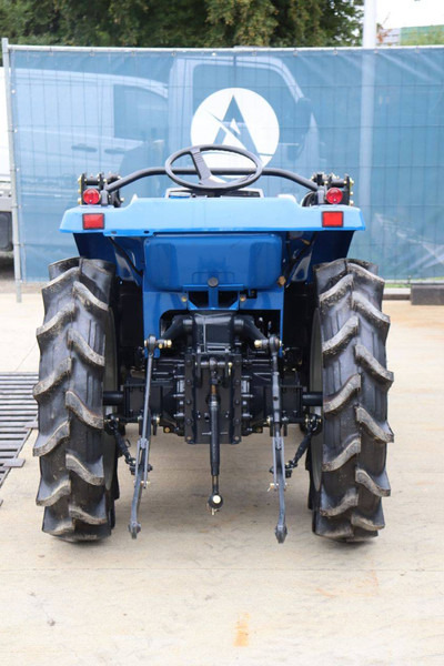 Iseki Landhope 197 - Farm tractor: picture 5 Iseki Landhope 197 - Farm tractor: picture 5