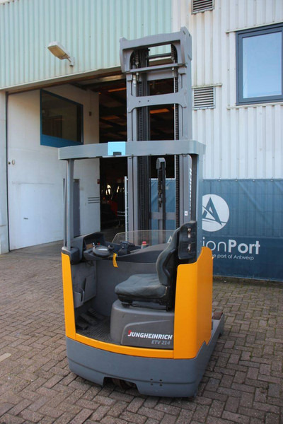 Jungheinrich ETV 214 - Reach truck: picture 5 Jungheinrich ETV 214 - Reach truck: picture 5