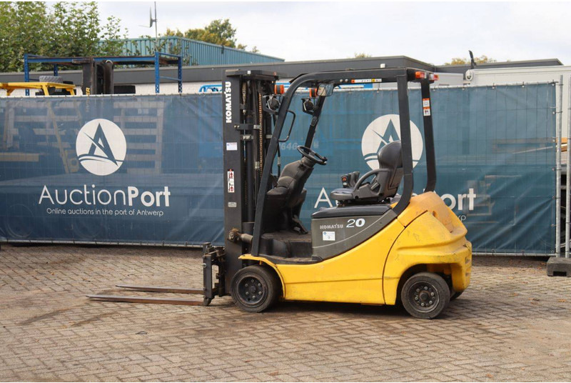 Komatsu FB20A-12 - Electric forklift: picture 3 Komatsu FB20A-12 - Electric forklift: picture 3
