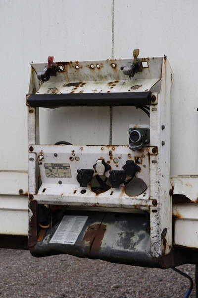 Refrigerator semi-trailer Krone Semitrailer Dryfreight Standard: picture 8 Refrigerator semi-trailer Krone Semitrailer Dryfreight Standard: picture 8