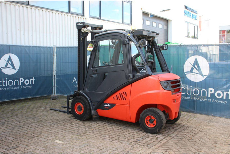 Linde H30D-02 - Diesel forklift: picture 3 Linde H30D-02 - Diesel forklift: picture 3