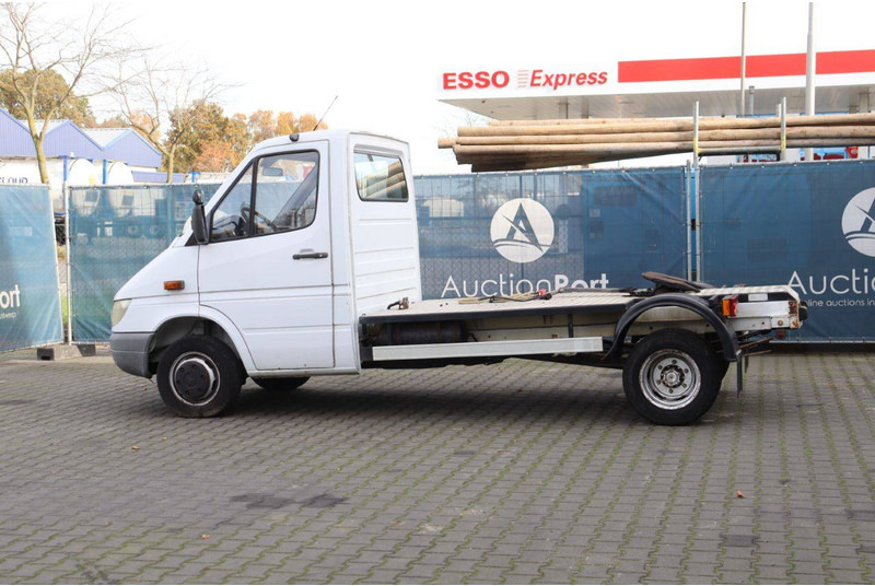 Mercedes-Benz 416 CDI 904.6 - Cab chassis truck: picture 3 Mercedes-Benz 416 CDI 904.6 - Cab chassis truck: picture 3
