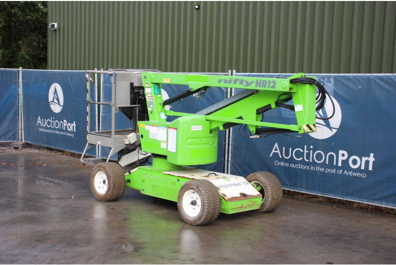 Nifty HR12NE - Articulated boom: picture 3 Nifty HR12NE - Articulated boom: picture 3