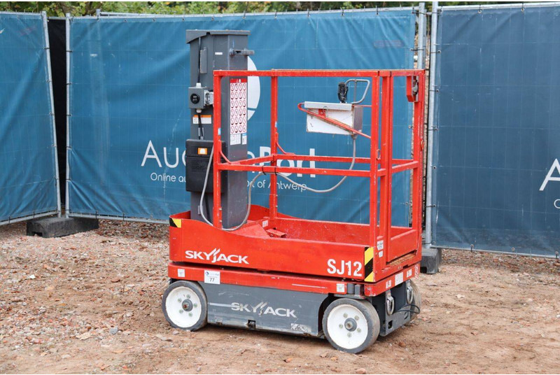 Skyjack SJ12 - Aerial platform: picture 3 Skyjack SJ12 - Aerial platform: picture 3