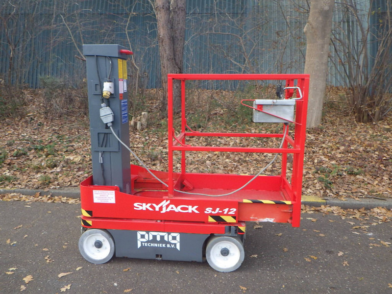 Skyjack SJ12 - Aerial platform: picture 2 Skyjack SJ12 - Aerial platform: picture 2