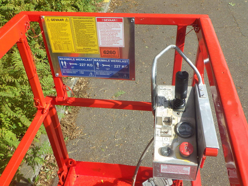Skyjack SJ3219 - Scissor lift: picture 4 Skyjack SJ3219 - Scissor lift: picture 4