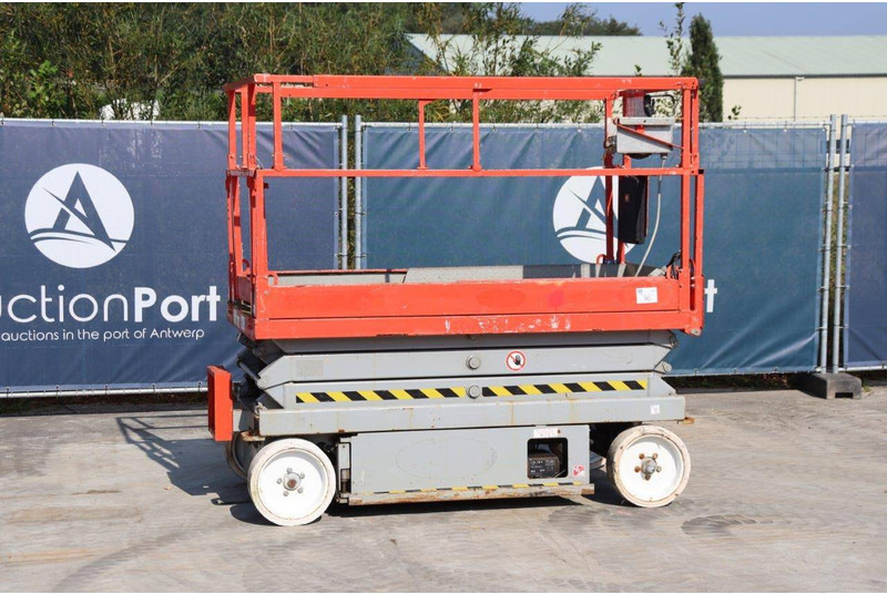 Skyjack SJ4620 - Scissor lift: picture 1 Skyjack SJ4620 - Scissor lift: picture 1