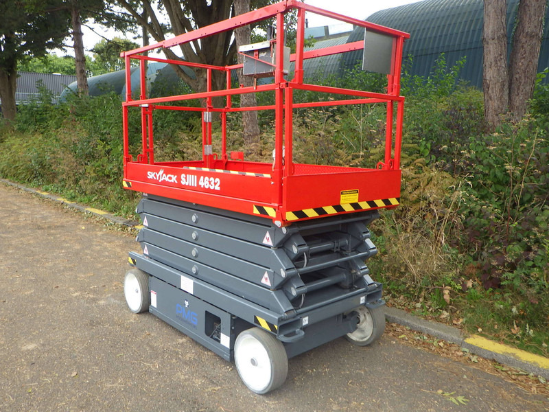 Skyjack SJ4632 - Scissor lift: picture 2 Skyjack SJ4632 - Scissor lift: picture 2