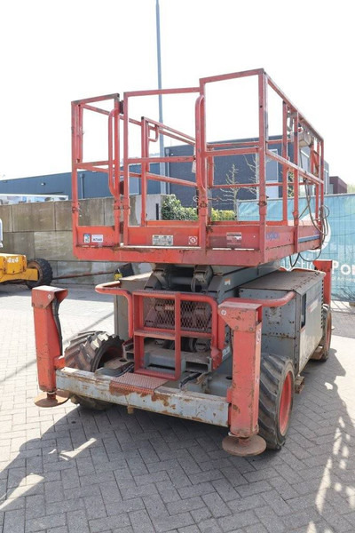 Skyjack SJ6832RT - Scissor lift: picture 5 Skyjack SJ6832RT - Scissor lift: picture 5