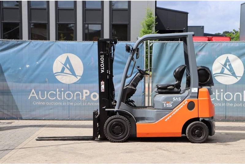 Toyota 02-8FGF18 - LPG forklift: picture 2 Toyota 02-8FGF18 - LPG forklift: picture 2
