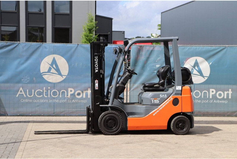Toyota 02-8FGF18 - LPG forklift: picture 1 Toyota 02-8FGF18 - LPG forklift: picture 1