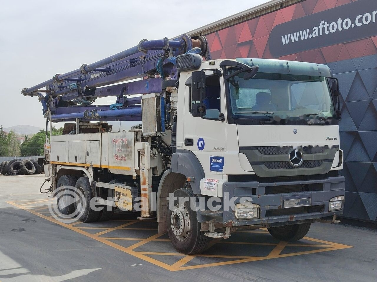 Schwing 2010 S 36M CONCRETE PUMP - MERCEDES 3340 - Concrete pump truck: picture 3 Schwing 2010 S 36M CONCRETE PUMP - MERCEDES 3340 - Concrete pump truck: picture 3