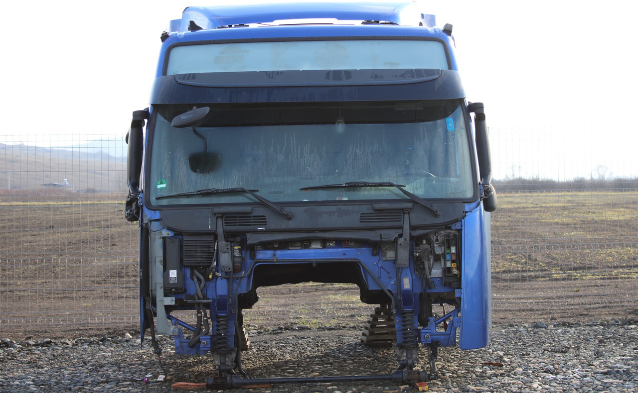 CABINA VOLVO FH13 GLOBETROTTER L2H2 - Cab for Truck: picture 1 CABINA VOLVO FH13 GLOBETROTTER L2H2 - Cab for Truck: picture 1