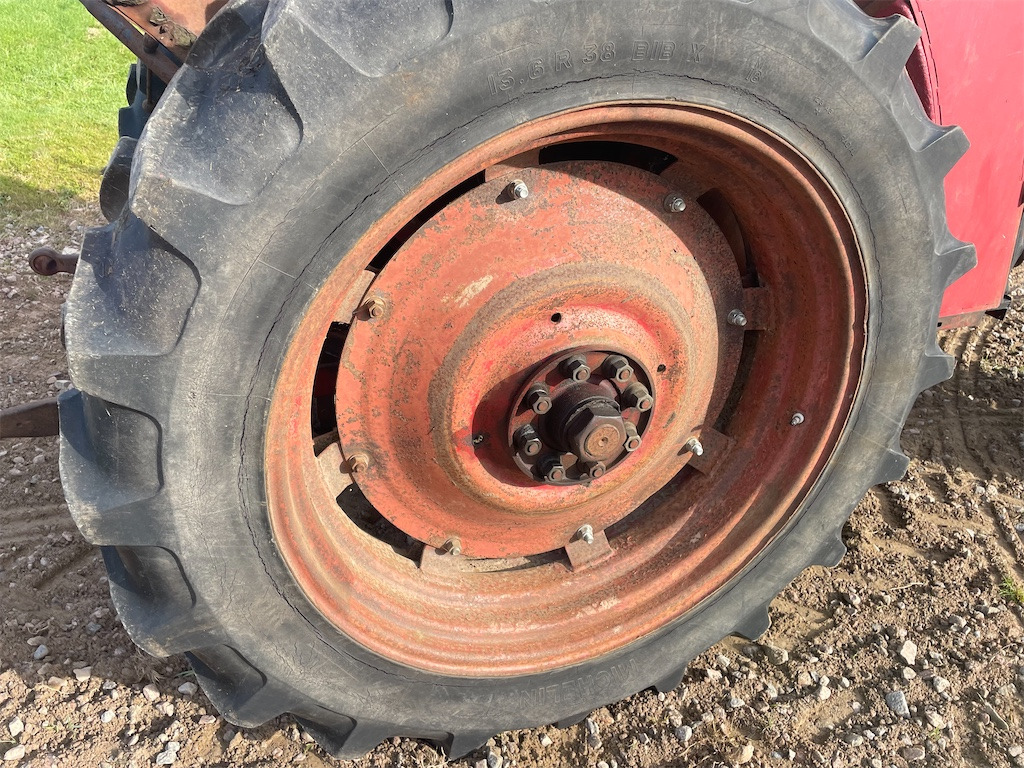 Farm tractor BM VOLVO 350: picture 26