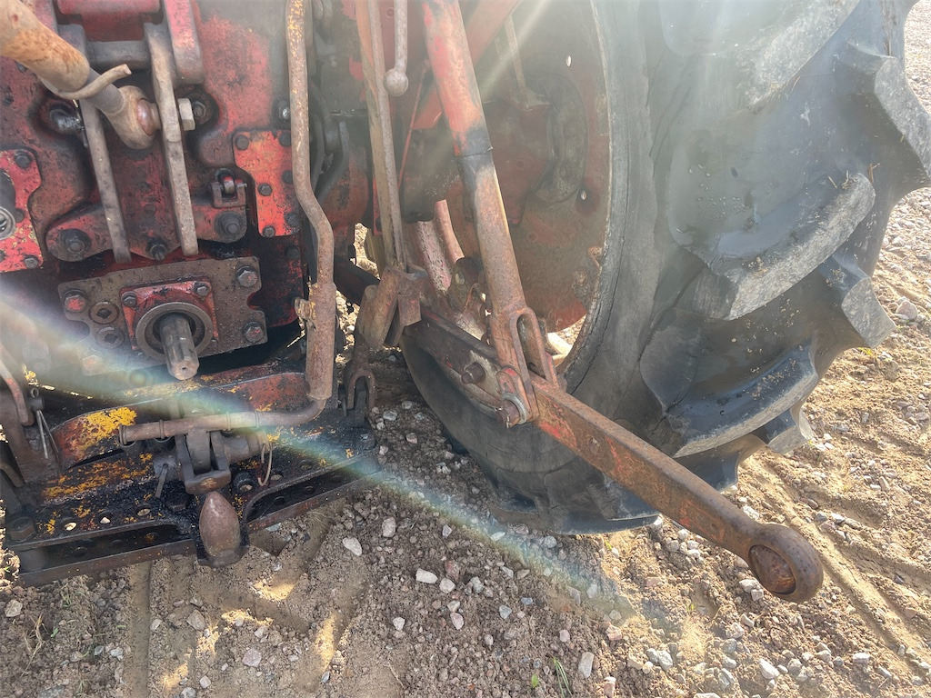 Farm tractor BM VOLVO 350: picture 23